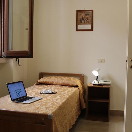Albergo Del Santuario Santa Maria di Leuca Dış mekan fotoğraf