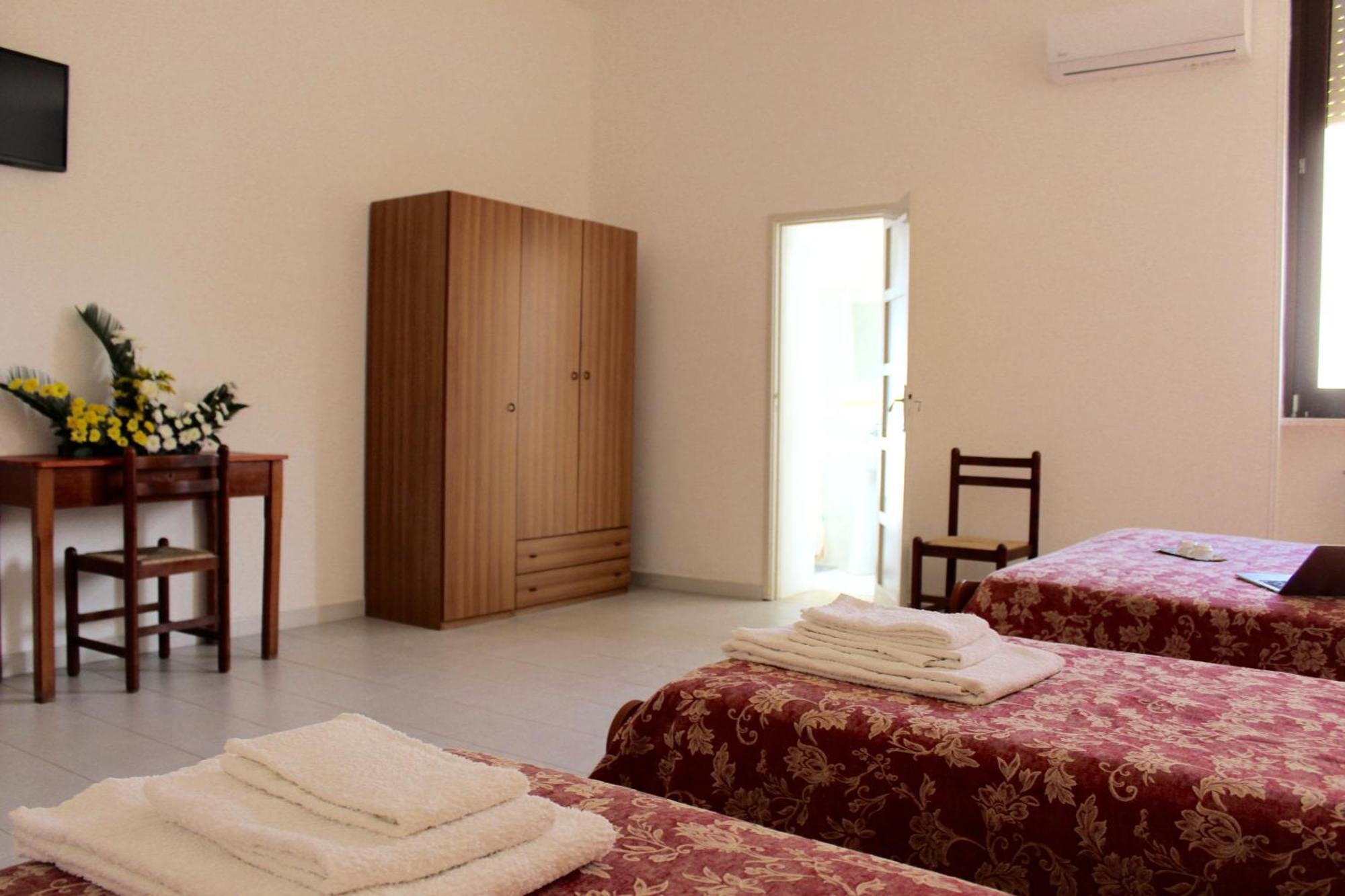 Albergo Del Santuario Santa Maria di Leuca Dış mekan fotoğraf