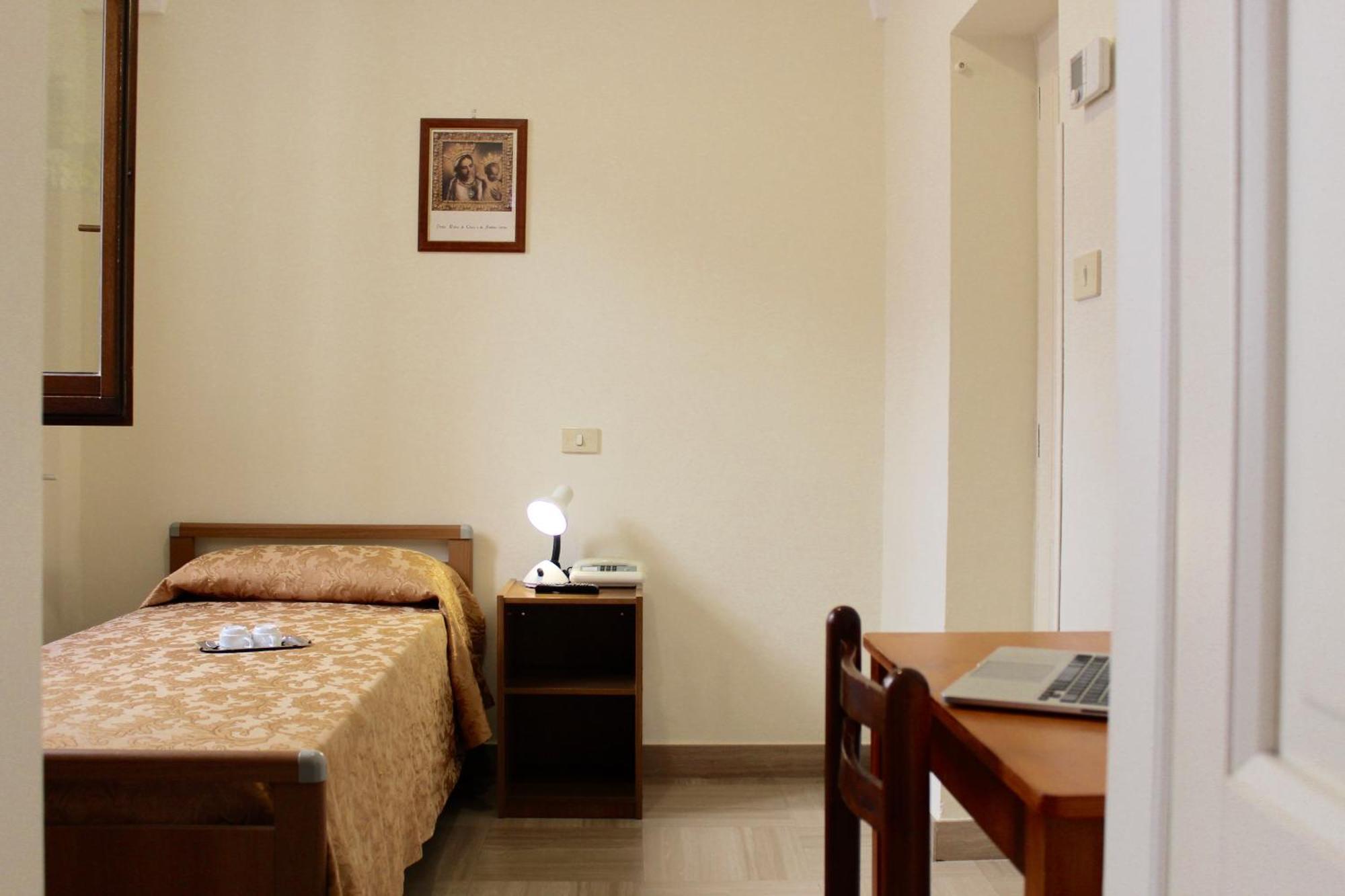 Albergo Del Santuario Santa Maria di Leuca Dış mekan fotoğraf